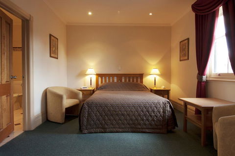 Loxton Community Hotel Motel - VIC Tourism 24