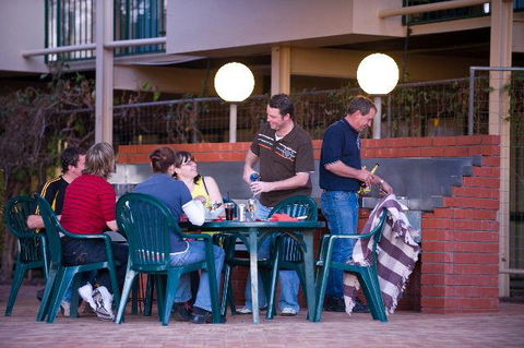 Loxton Community Hotel Motel - VIC Tourism 25