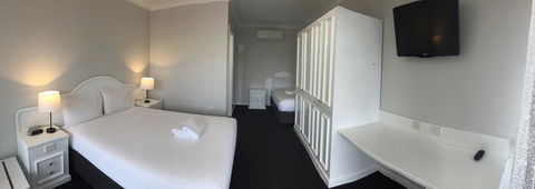 Hilton Beachfront Motel - VIC Tourism 39