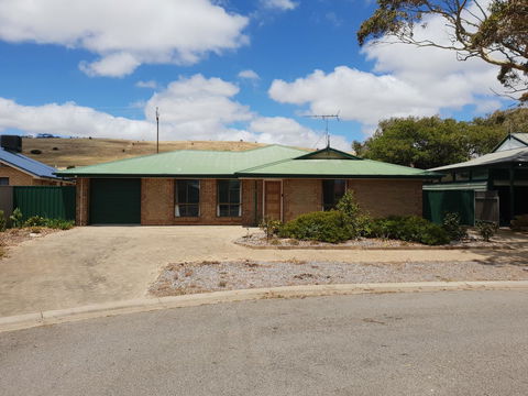 South Coast Escape - VIC Tourism 0