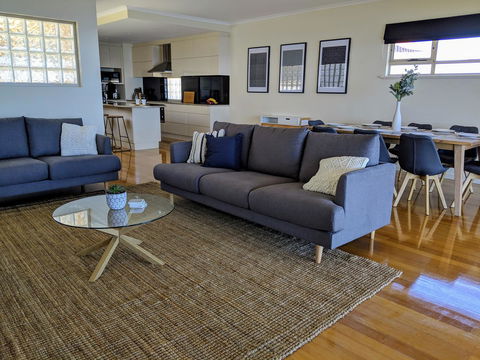 Ochre Point Beach House On Moana Seafront - VIC Tourism 1