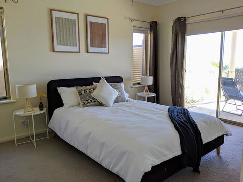 Ochre Point Beach House On Moana Seafront - VIC Tourism 11