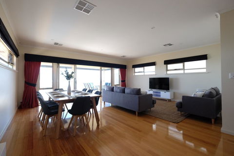 Ochre Point Beach House On Moana Seafront - VIC Tourism 5
