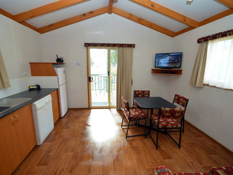 Echo Holiday Parks - Waikerie - VIC Tourism 44