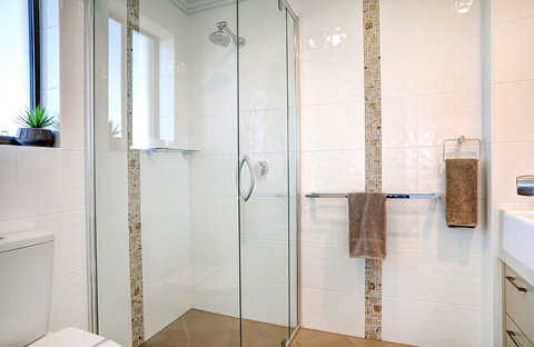 Limani Motel - VIC Tourism 30