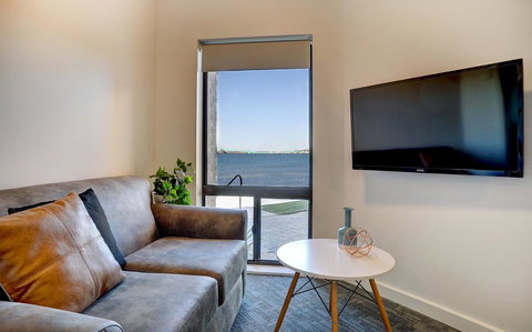 Limani Motel - VIC Tourism 6