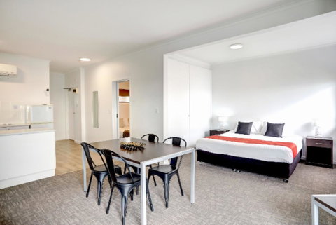 Limani Motel - VIC Tourism 43