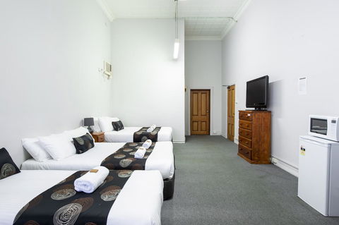 City Centre Motel Hotel - VIC Tourism 9