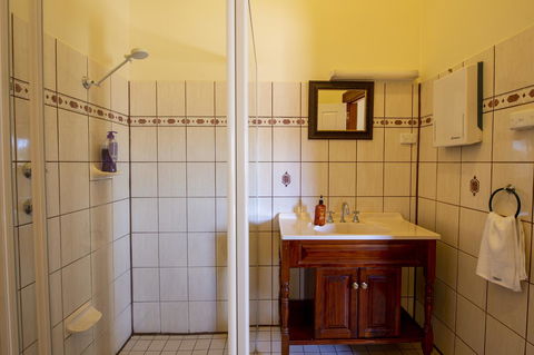 City Centre Motel Hotel - VIC Tourism 33