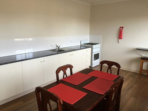 Blue Lake Motel - VIC Tourism 25