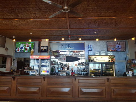 Pier Hotel Port Lincoln - VIC Tourism 4