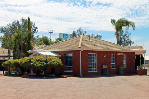 Breakfree Port Pirie - VIC Tourism 17