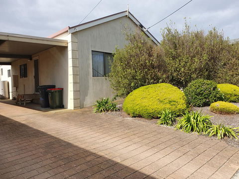 Super Central Location - VIC Tourism 2