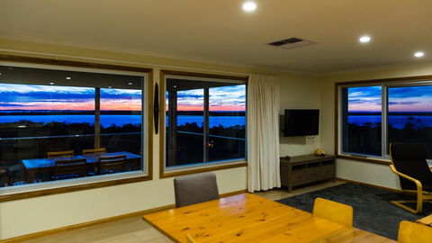 Southern Ocean Lookout - VIC Tourism 14