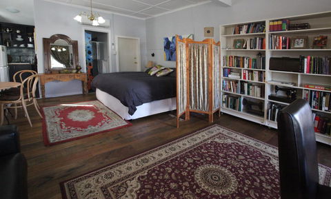 Wallace Lodge - PID-STRA-16871 - VIC Tourism 3