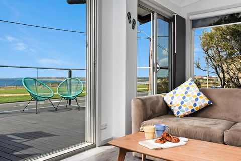 Sorrento - Aldinga Beach - VIC Tourism 0