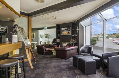 The Commodore - VIC Tourism 3