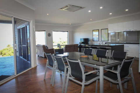 Waterfront On Osprey - VIC Tourism 4