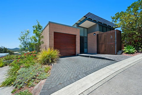 One Mile Retreat - VIC Tourism 14