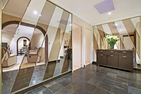 The Palms - VIC Tourism 15