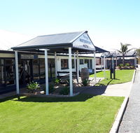 Meningie's Waterfront Motel - VIC Tourism