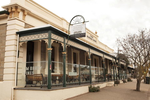 The Rising Sun Hotel - VIC Tourism 10