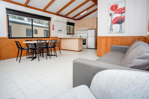 BIG4 Renmark Riverfront Holiday Park - VIC Tourism 1
