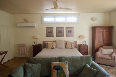 Athelney Cottage Bed And Breakfast - VIC Tourism 16