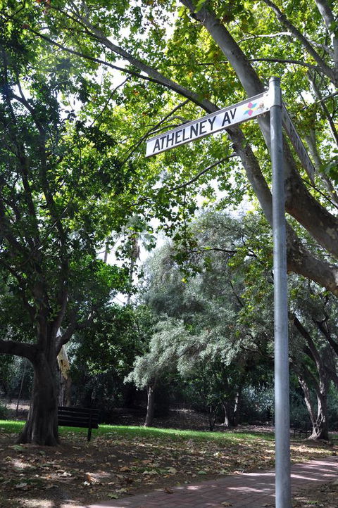 Athelney Cottage Bed And Breakfast - VIC Tourism 6