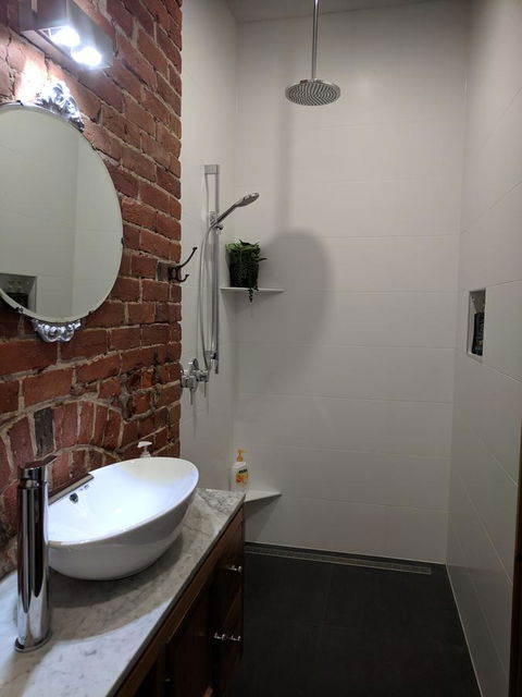 Glenelg 3 Bedroom Apartment - VIC Tourism 21