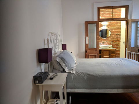 Glenelg 3 Bedroom Apartment - VIC Tourism 17