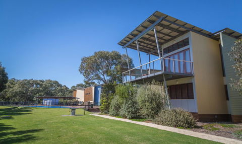 South Shores Villa 52 - VIC Tourism 20