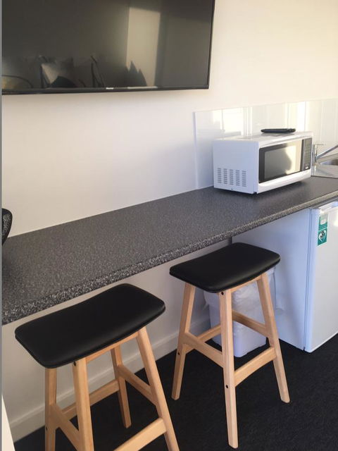 Port Lincoln Shark Apartment 3 - VIC Tourism 14