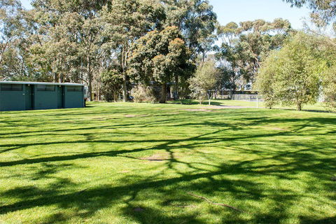 Kalganyi Holiday Park - VIC Tourism 4