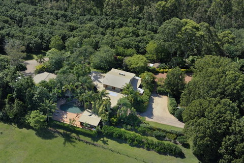 SummerHills Retreat Byron Bay - VIC Tourism 2