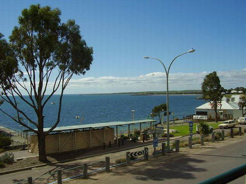 Streaky Bay Hotel Motel - VIC Tourism 0