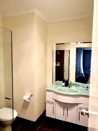 Luxurious 3 Bedroom Beachfront - Panoramic Views - VIC Tourism 9