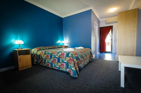 The Anglers Inn - VIC Tourism 6