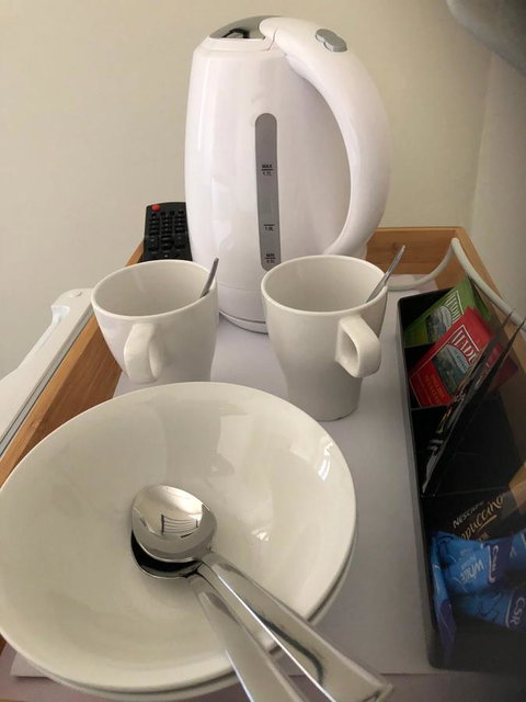 Cornwall Hotel - VIC Tourism 3