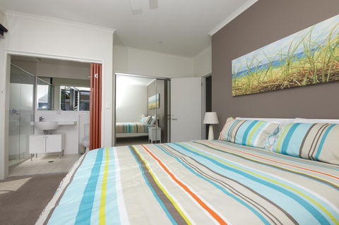 Boom 6 Boomerang Beach - VIC Tourism 9