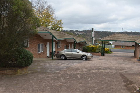 Deer Park Motor Inn Armidale - VIC Tourism 21
