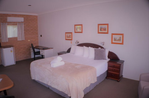 Deer Park Motor Inn Armidale - VIC Tourism 12