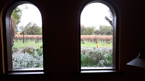 Linger Longer Vineyard - VIC Tourism 6