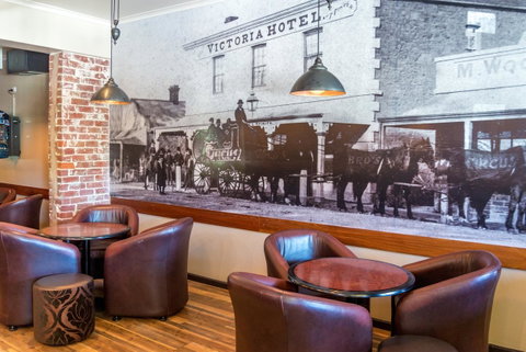 Victoria Hotel Strathalbyn - VIC Tourism 23