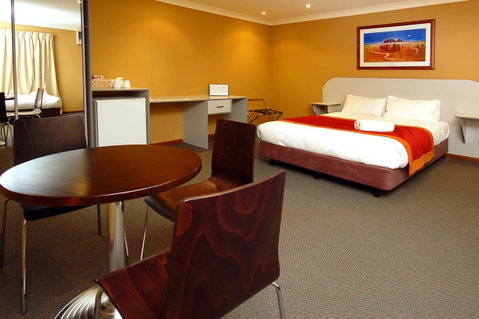 Victoria Hotel Strathalbyn - VIC Tourism 3