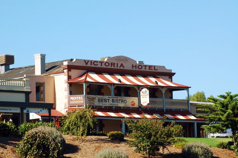 Victoria Hotel Strathalbyn - VIC Tourism 9