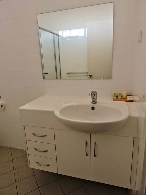 Highway One Motel - VIC Tourism 20