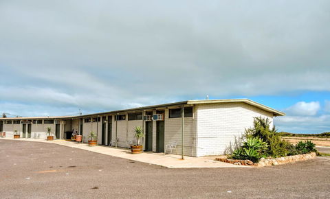Highway One Motel - VIC Tourism 16