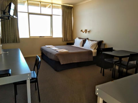 Highway One Motel - VIC Tourism 25