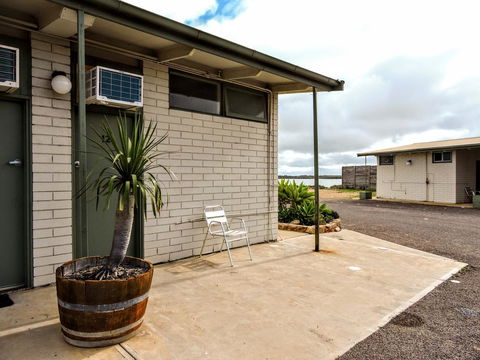 Highway One Motel - VIC Tourism 15